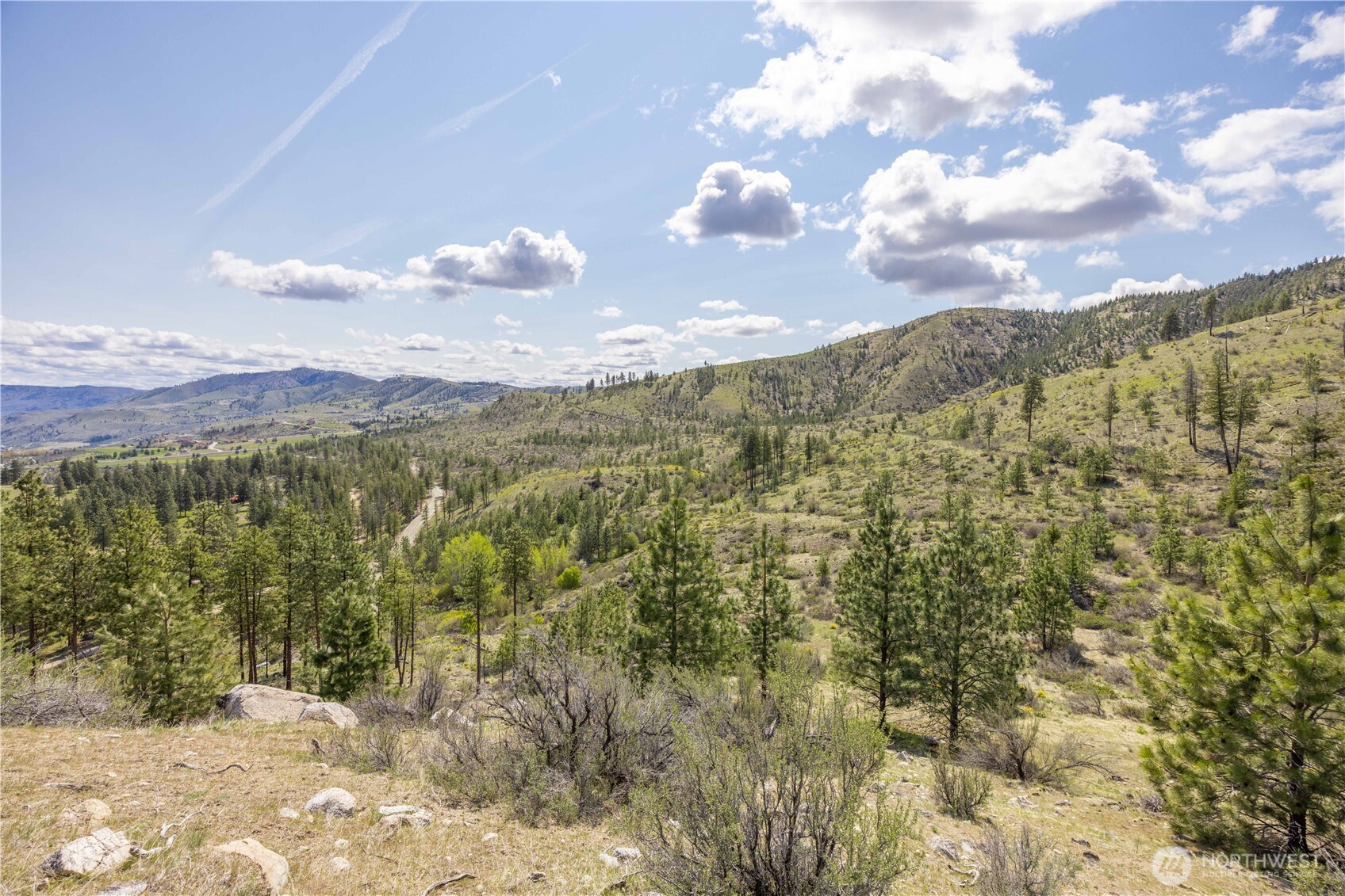 1 Bear Mountain Road , Chelan, WA 98816