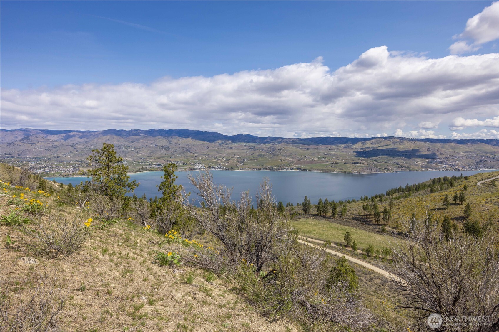 1 Bear Mountain Road , Chelan, WA 98816