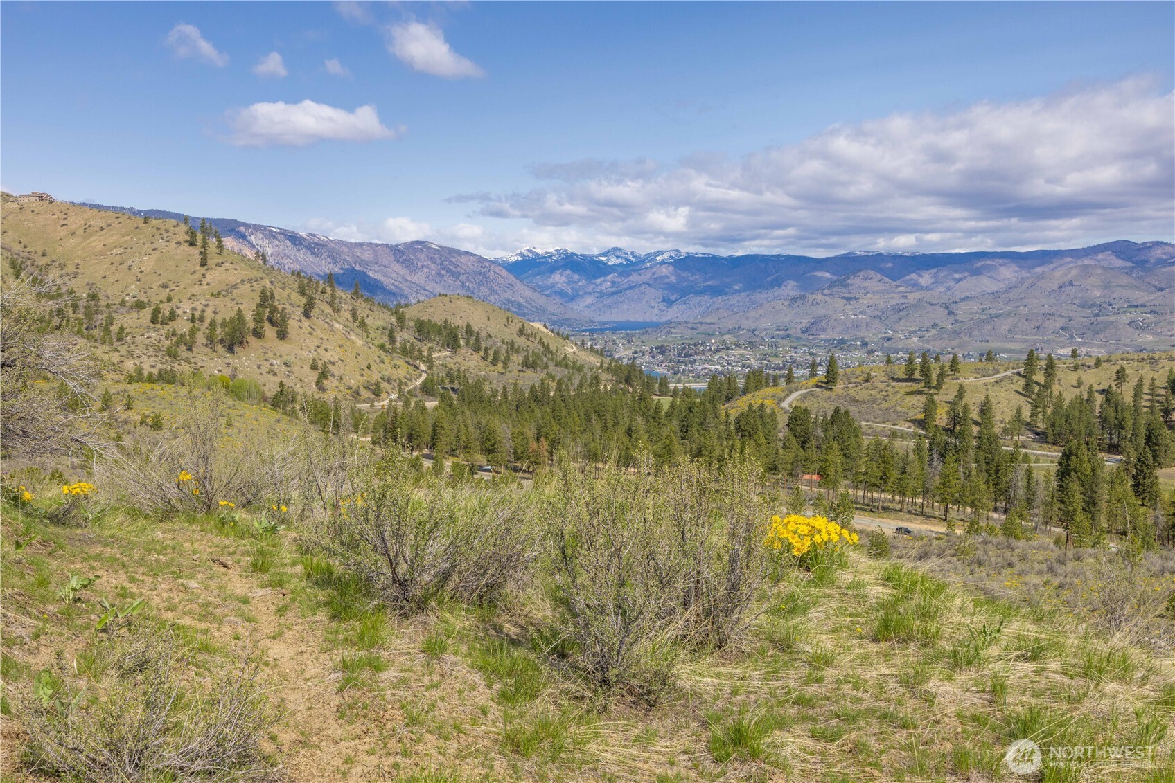 1 Bear Mountain Road , Chelan, WA 98816