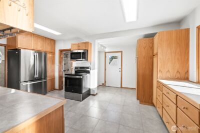 233 E 10th Street , Port Angeles, WA 98362 - Photo 18