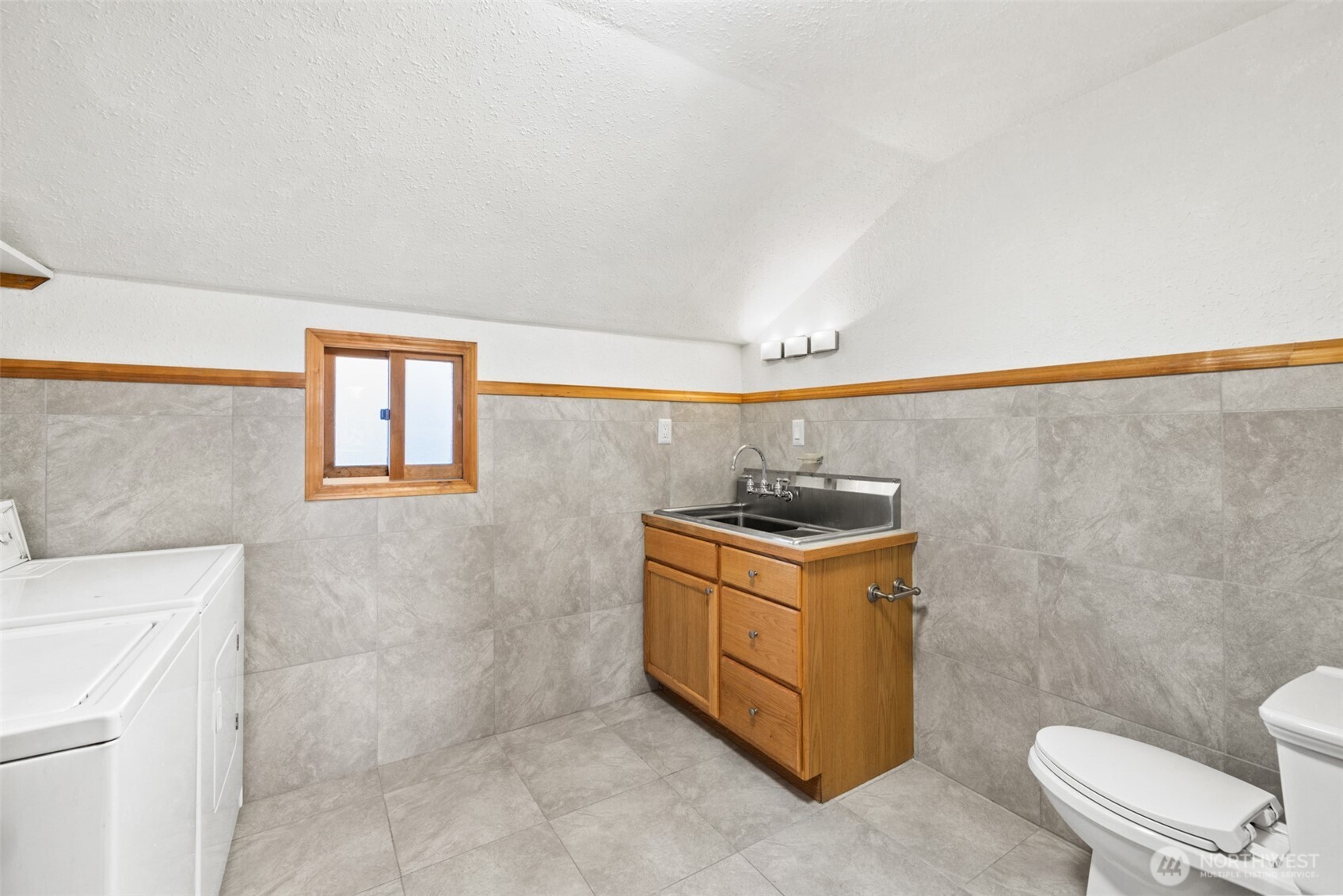 233 E 10th Street , Port Angeles, WA 98362