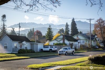 233 E 10th Street , Port Angeles, WA 98362 - Photo 3