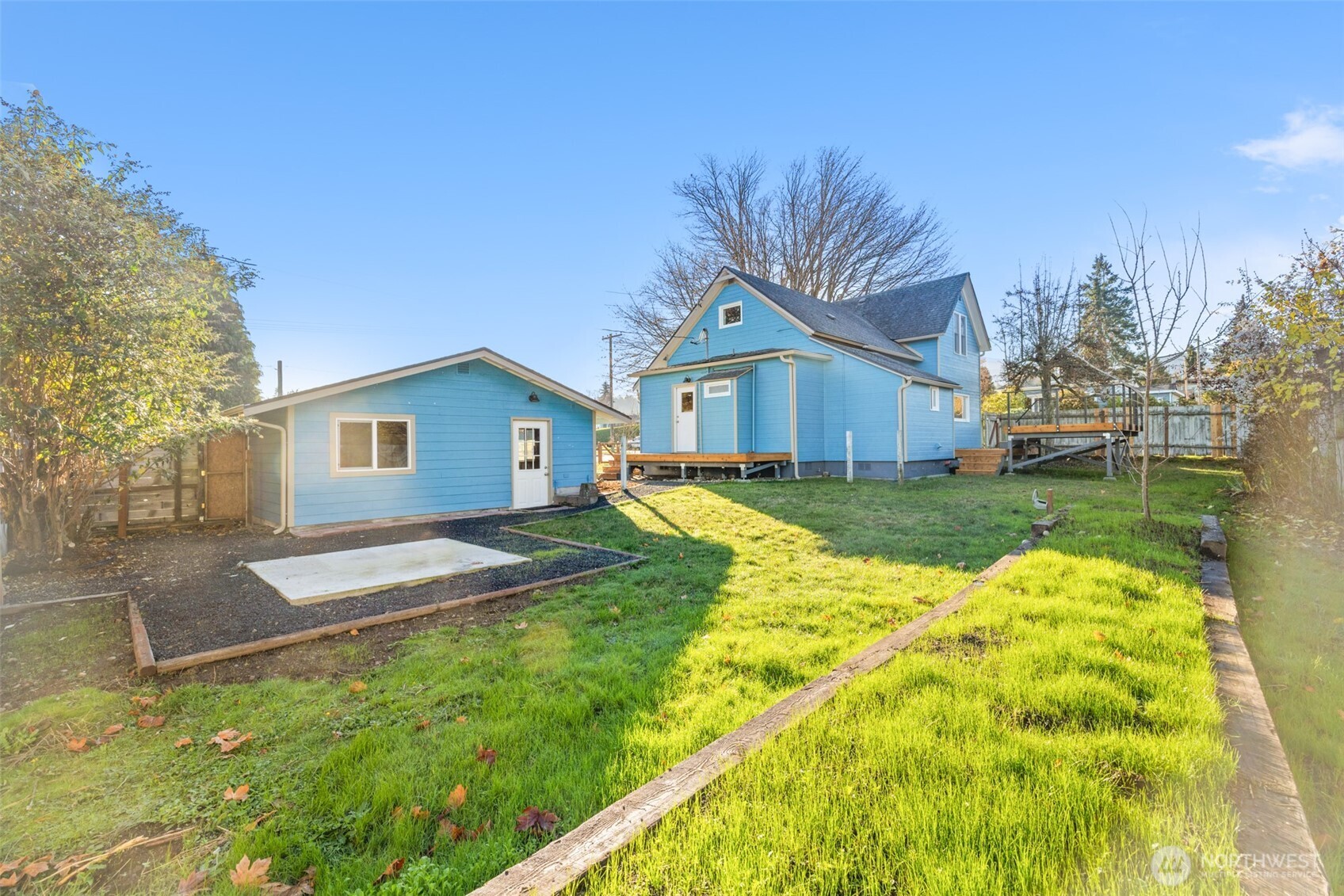 233 E 10th Street , Port Angeles, WA 98362