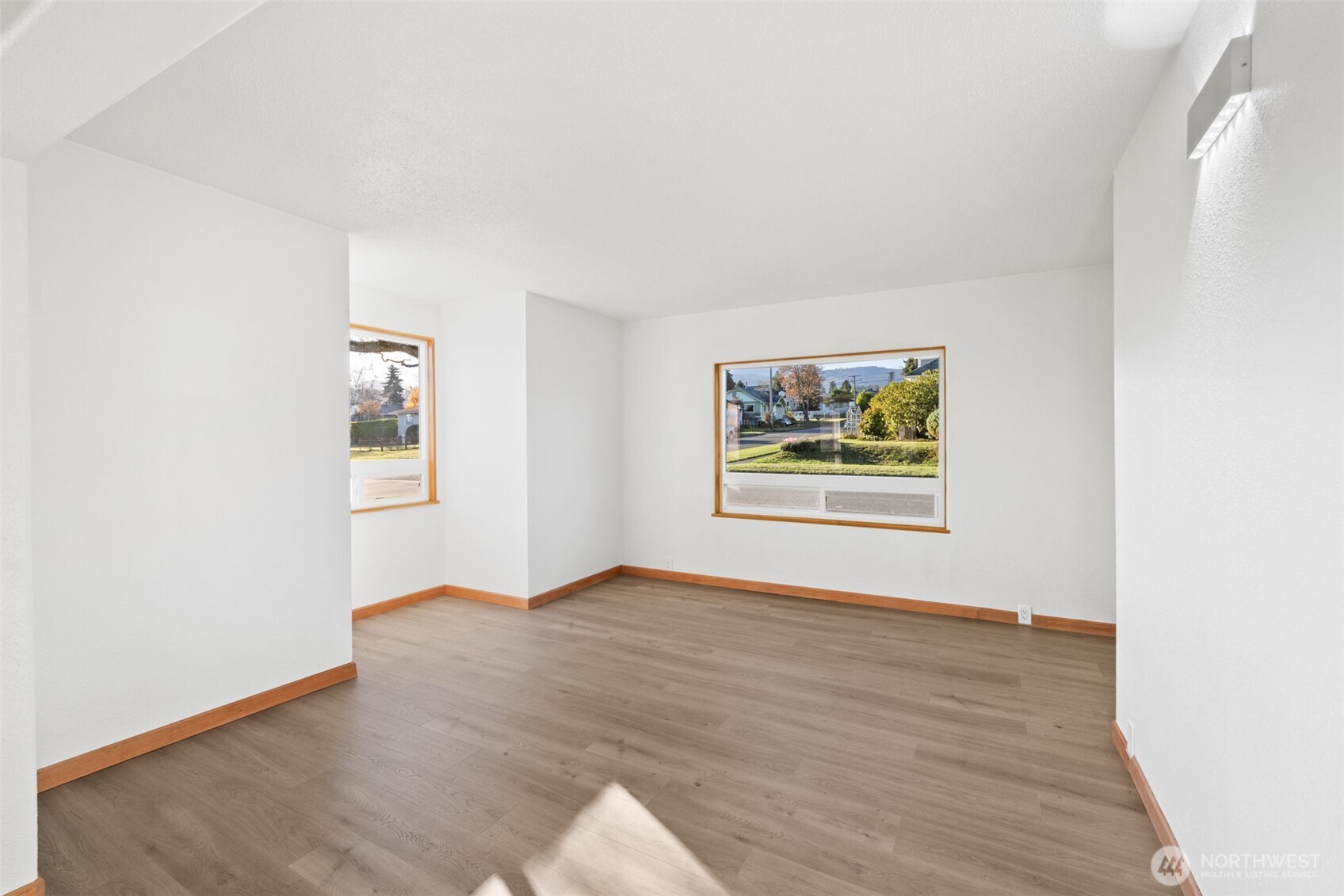 233 E 10th Street , Port Angeles, WA 98362