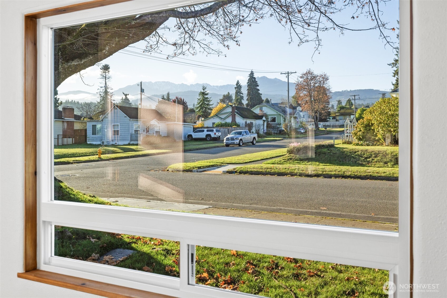 233 E 10th Street , Port Angeles, WA 98362