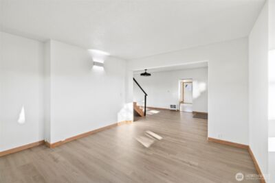 233 E 10th Street , Port Angeles, WA 98362 - Photo 10