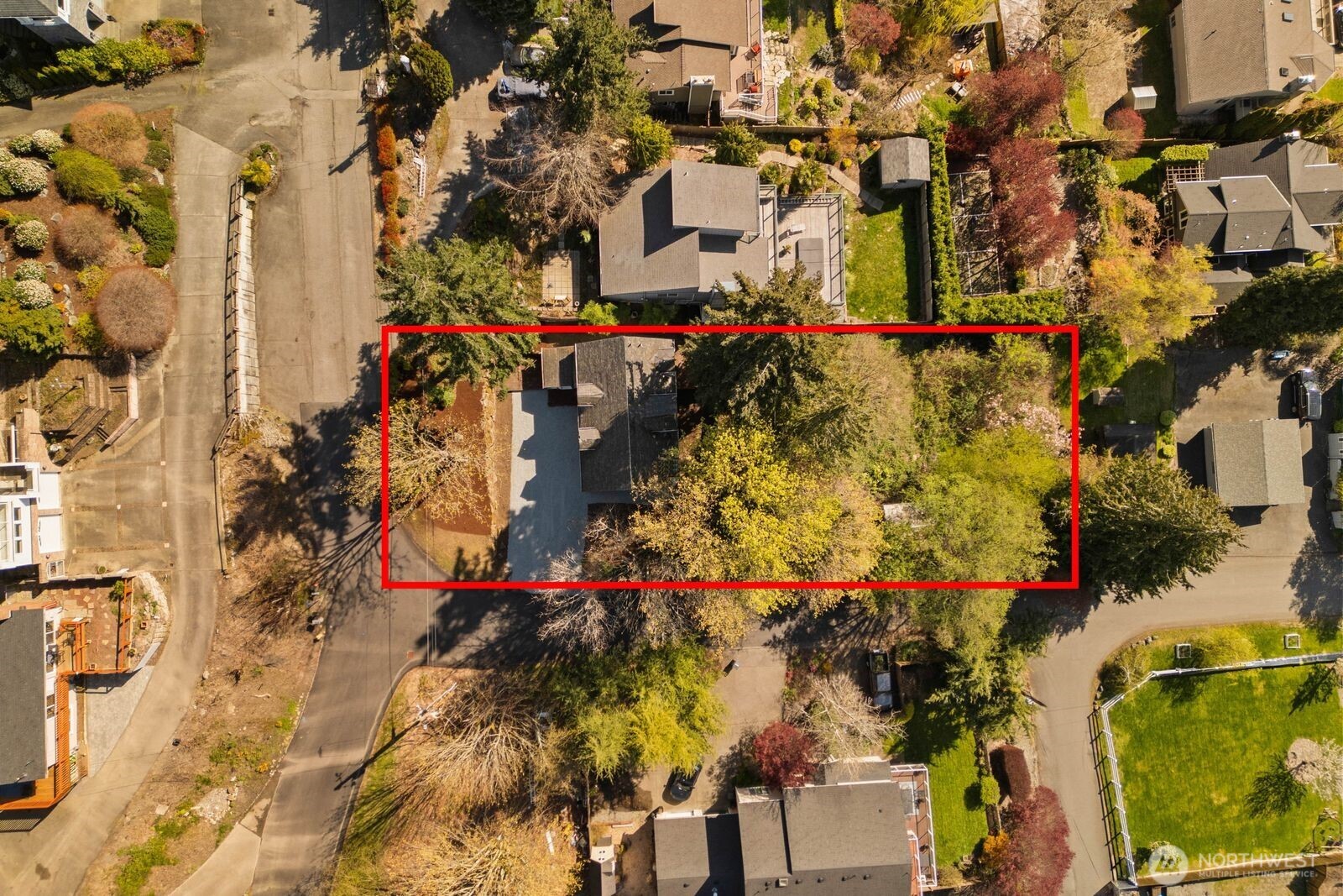 905 S 270th Street , Des Moines, WA 98198