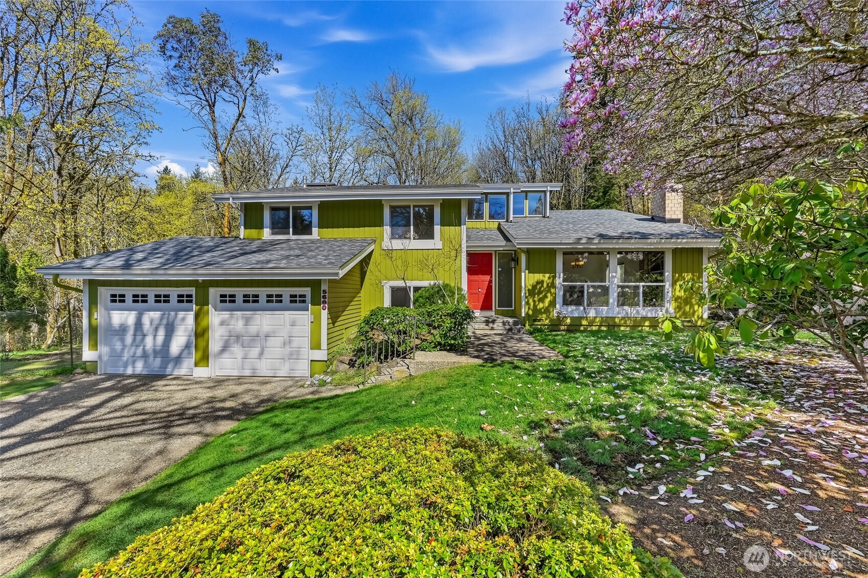 5600 140th Place SE, Bellevue, WA 98006