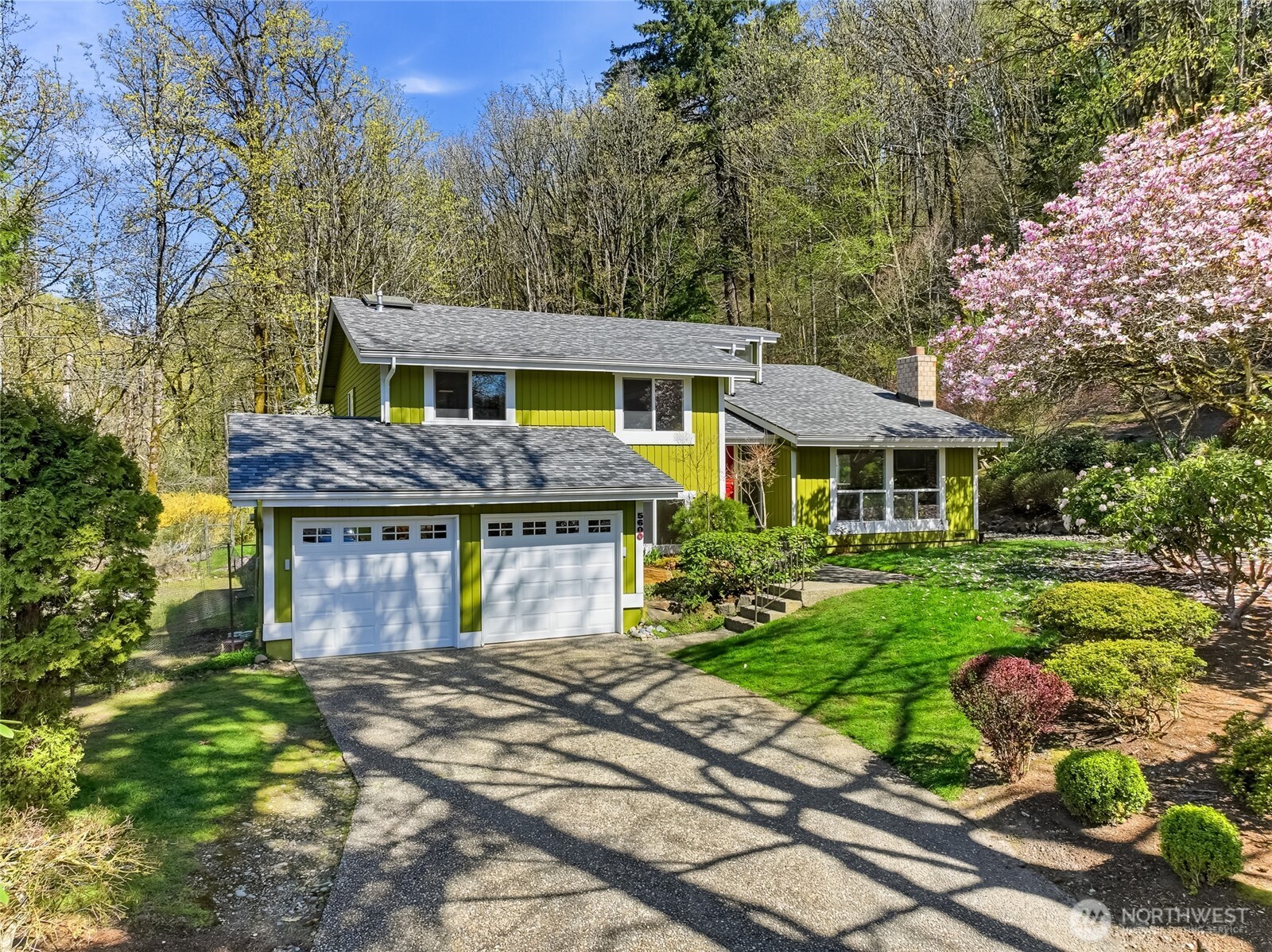 5600 140th Place SE, Bellevue, WA 98006