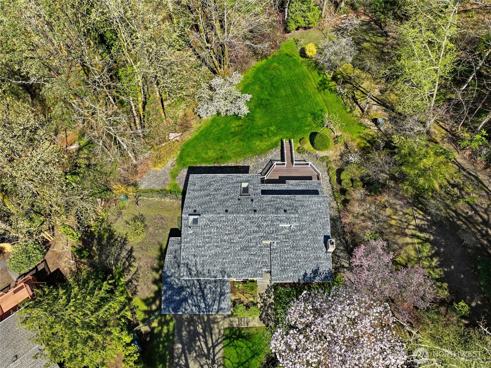 5600 140th Place SE, Bellevue, WA 98006