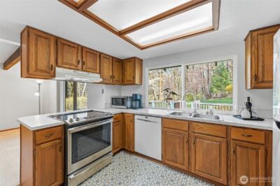 5600 140th Place SE, Bellevue, WA 98006 - Photo 10