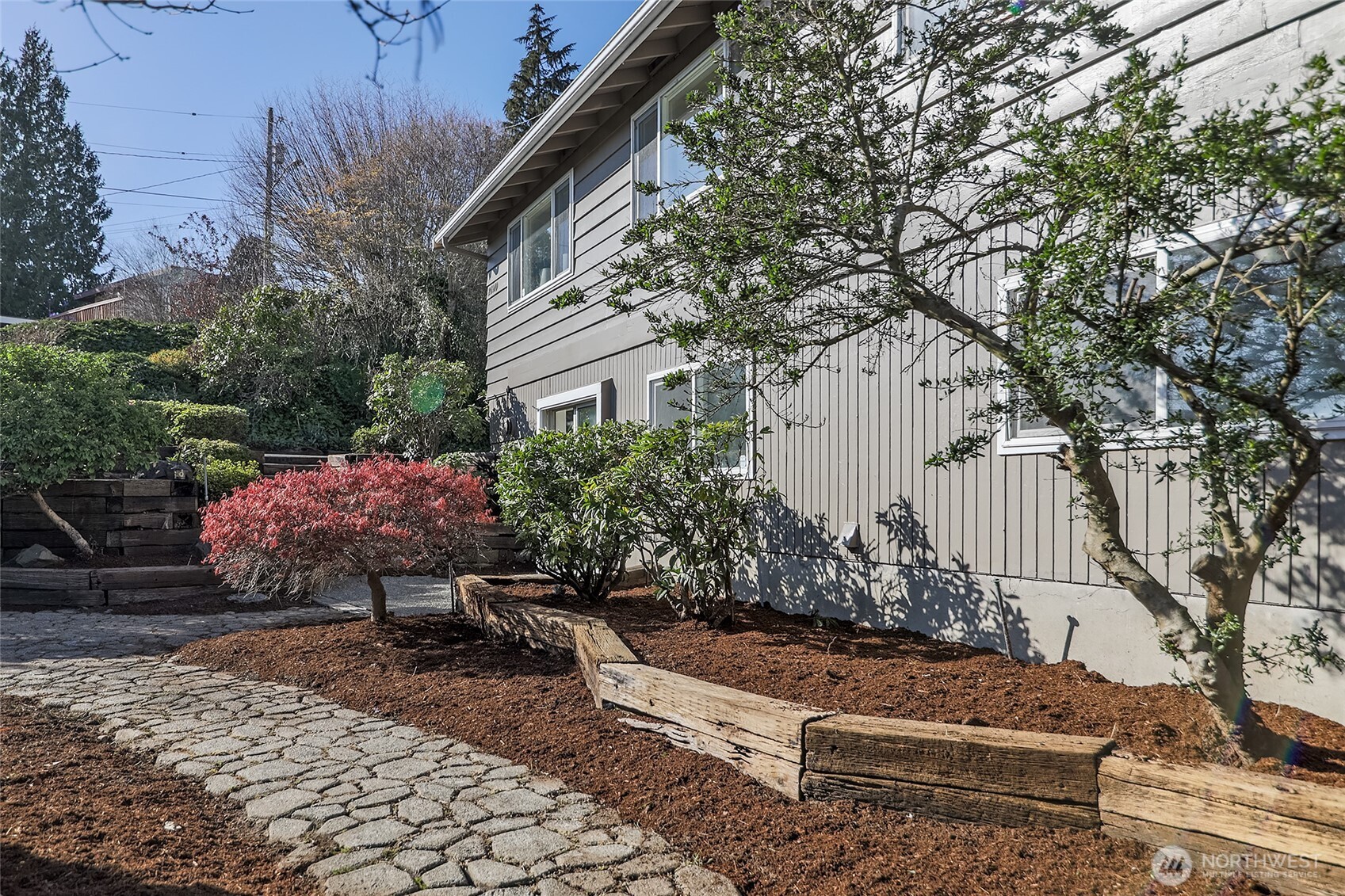 20910 9th Avenue S, Des Moines, WA 98198-3254