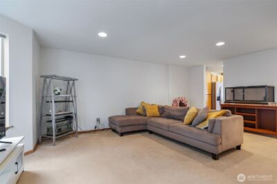 12049 32nd Avenue NE #C, Seattle, WA 98125 - Photo 11