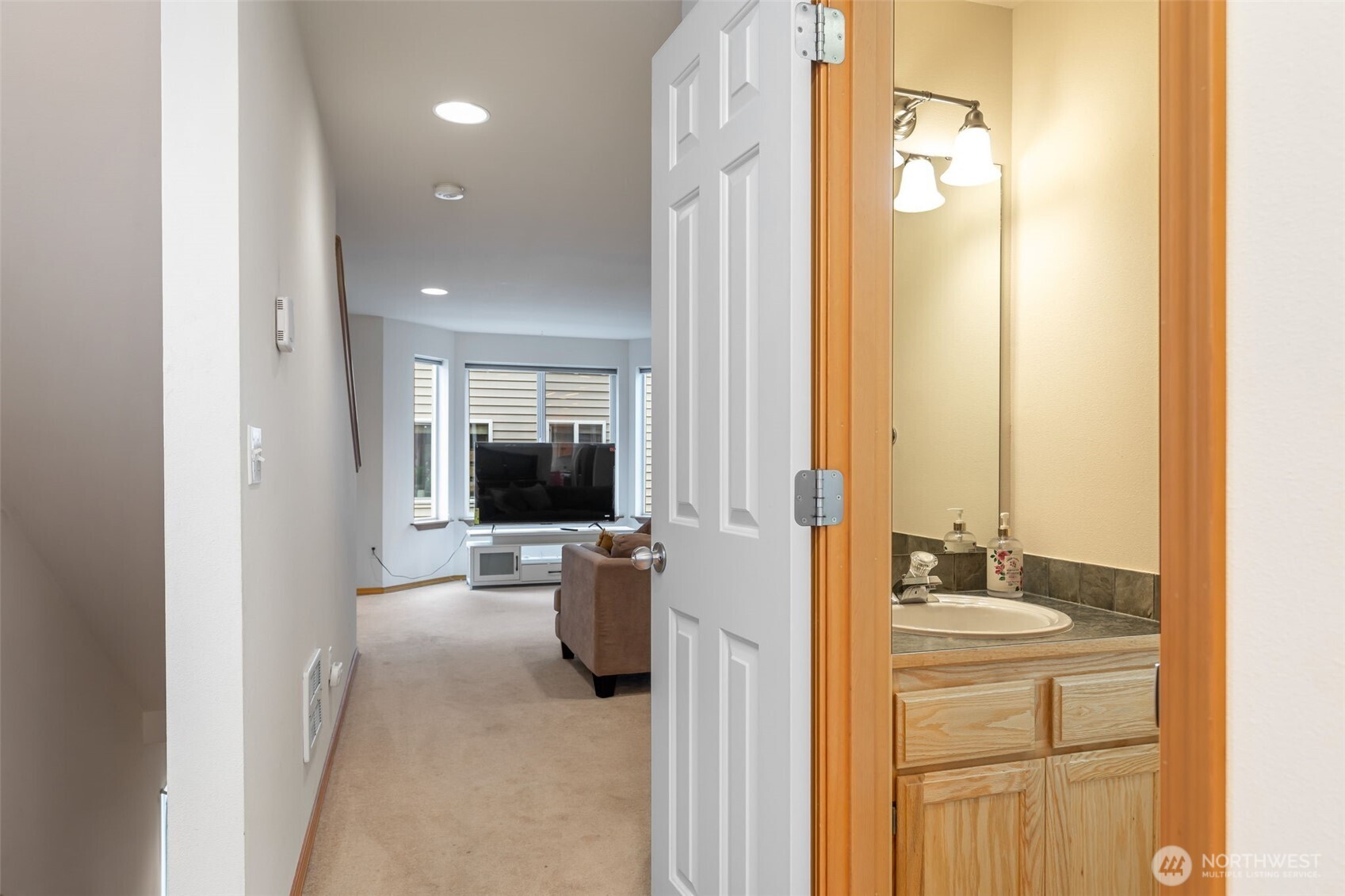 12049 32nd Avenue NE #C, Seattle, WA 98125