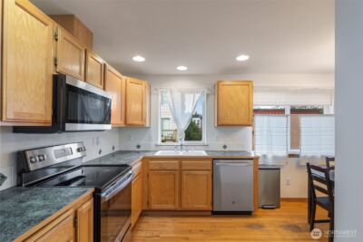 12049 32nd Avenue NE #C, Seattle, WA 98125 - Photo 16