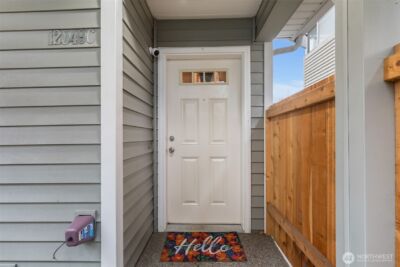 12049 32nd Avenue NE #C, Seattle, WA 98125 - Photo 2