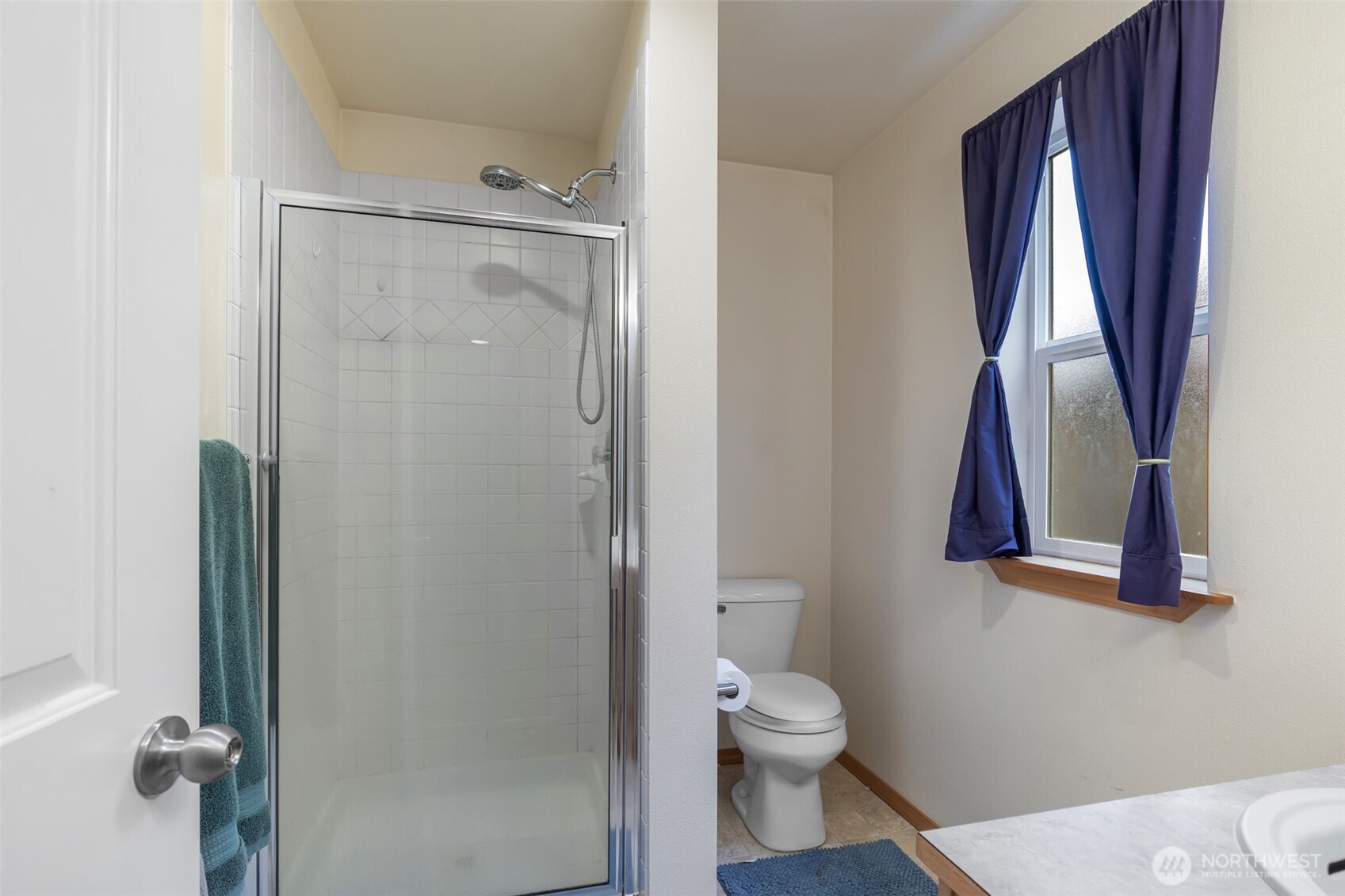 12049 32nd Avenue NE #C, Seattle, WA 98125