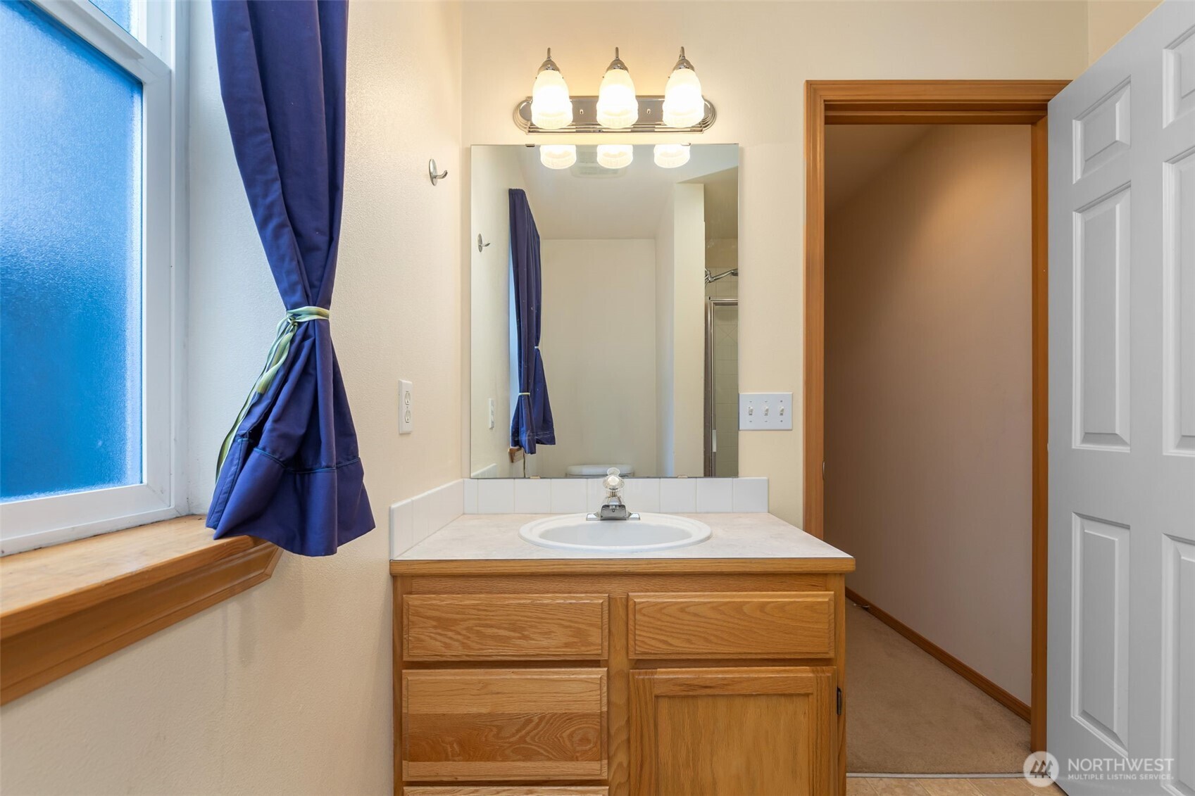 12049 32nd Avenue NE #C, Seattle, WA 98125