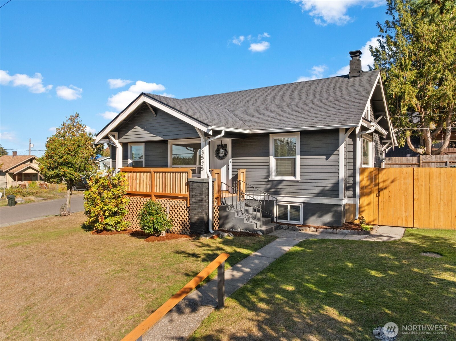 3525 E T Street , Tacoma, WA 98404