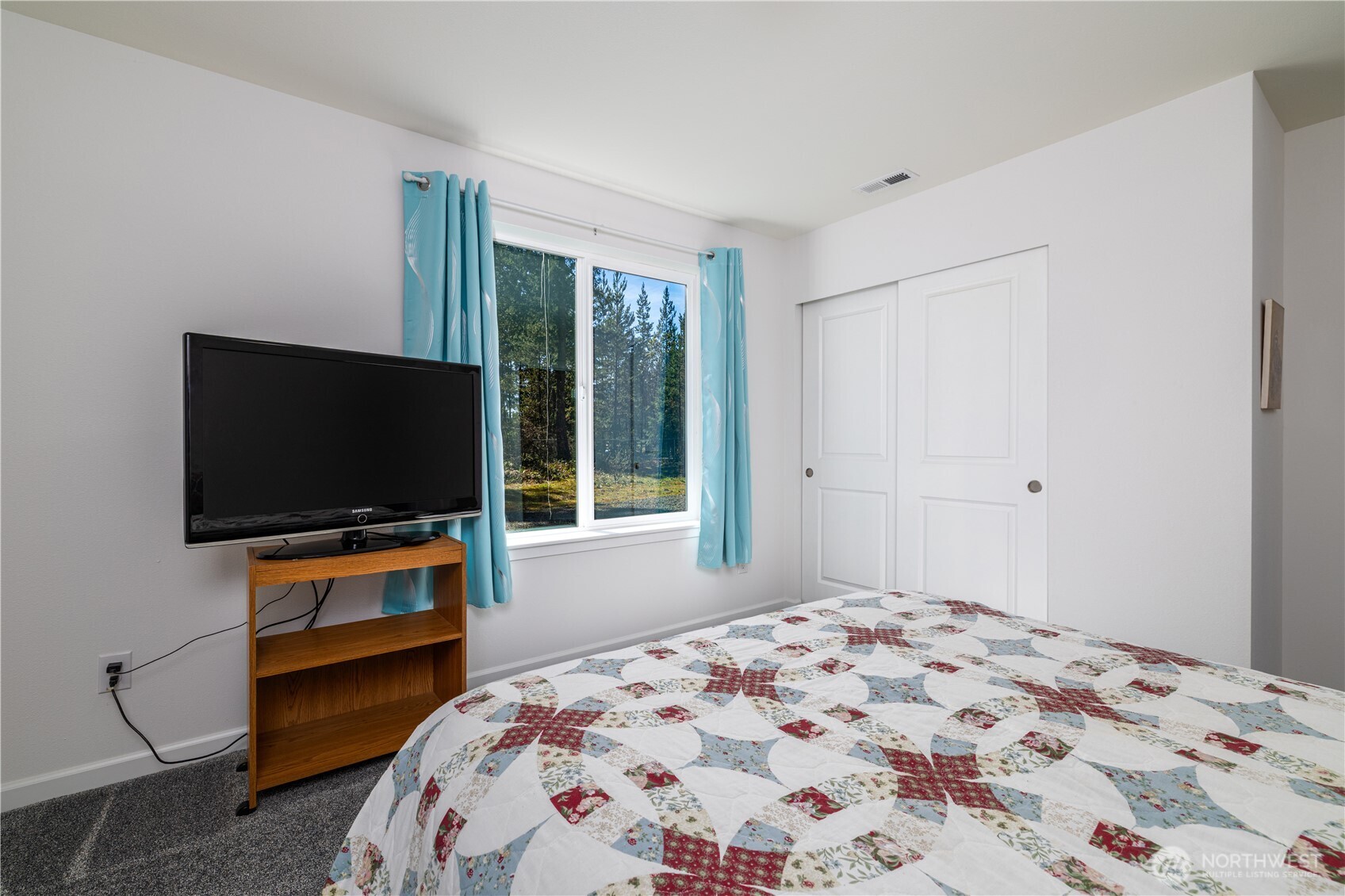 331 E Little Bear Lane , Shelton, WA 98584