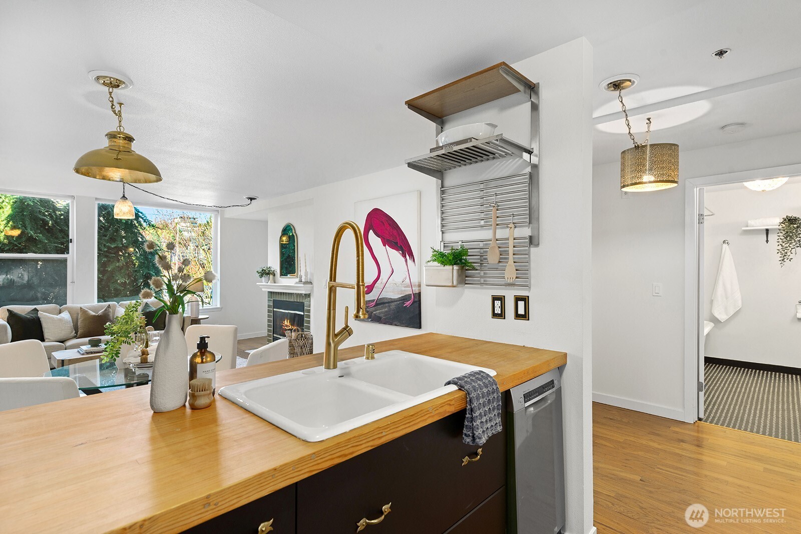 5000 Fauntleroy Way SW #202, Seattle, WA 98136