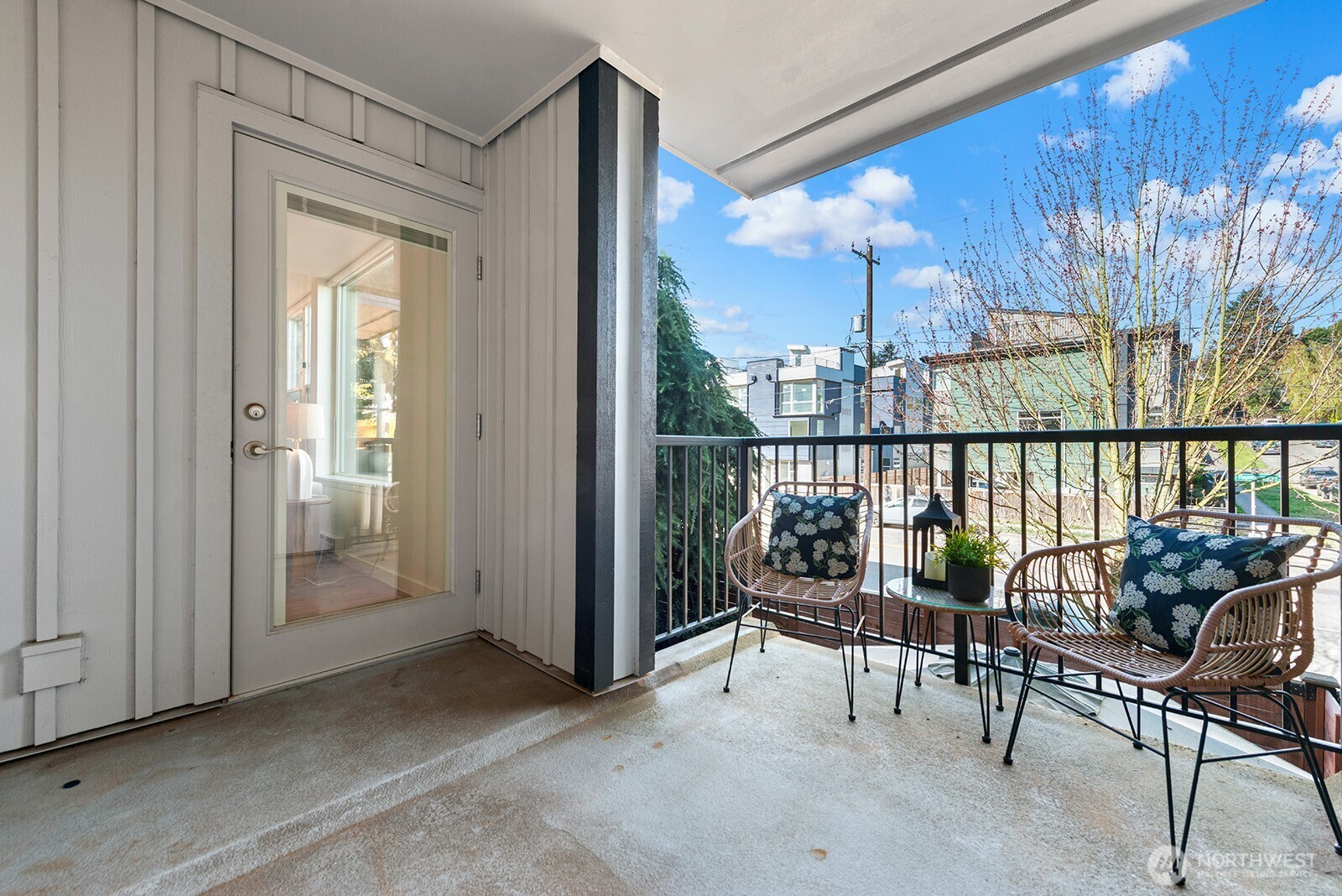 5000 Fauntleroy Way SW #202, Seattle, WA 98136