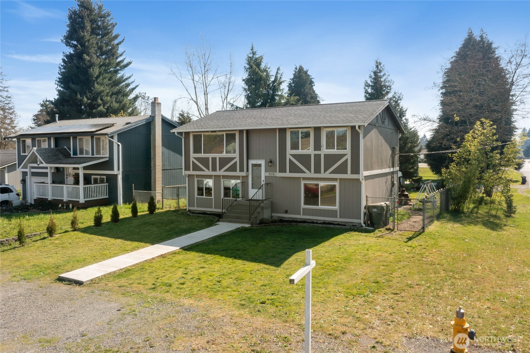 515 Van Trump Avenue NW, Yelm, WA 98597