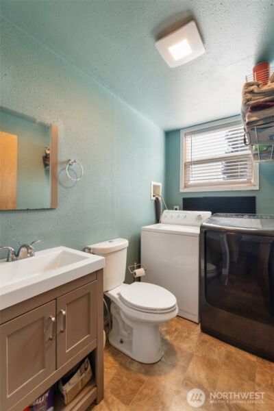 515 Van Trump Avenue NW, Yelm, WA 98597 - Photo 16