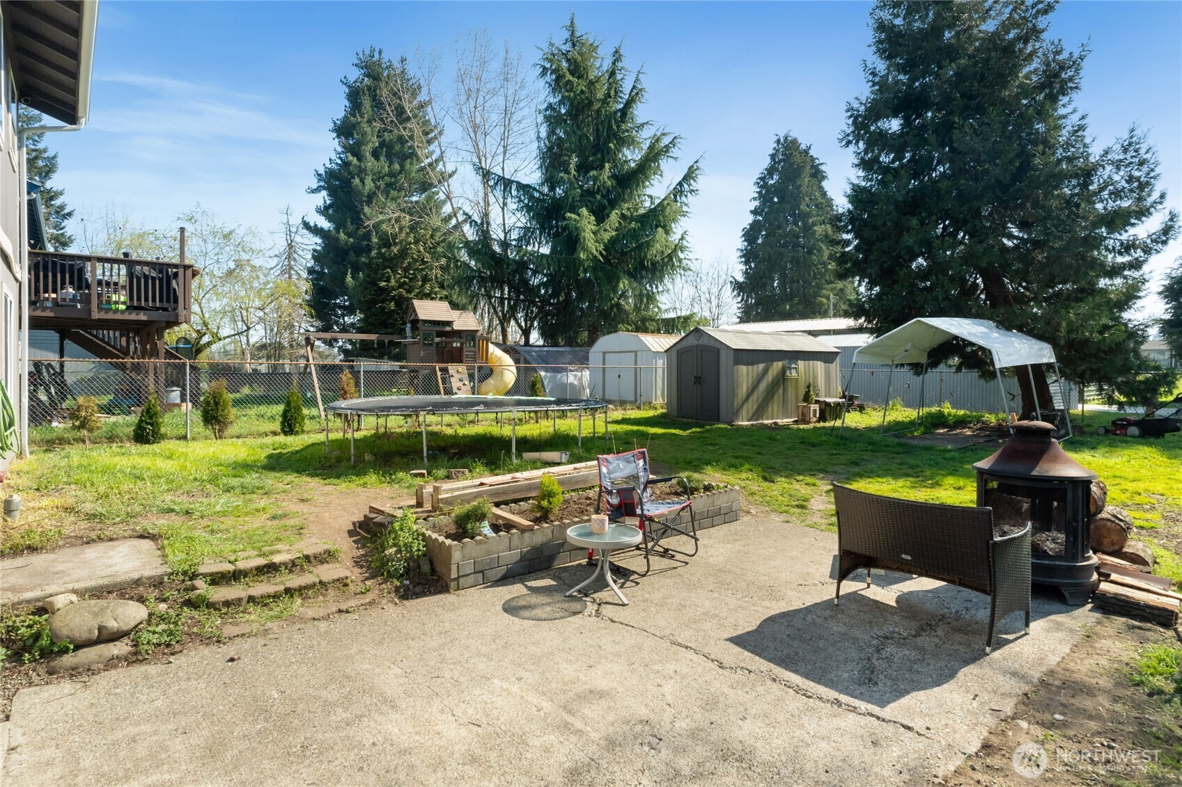 515 Van Trump Avenue NW, Yelm, WA 98597