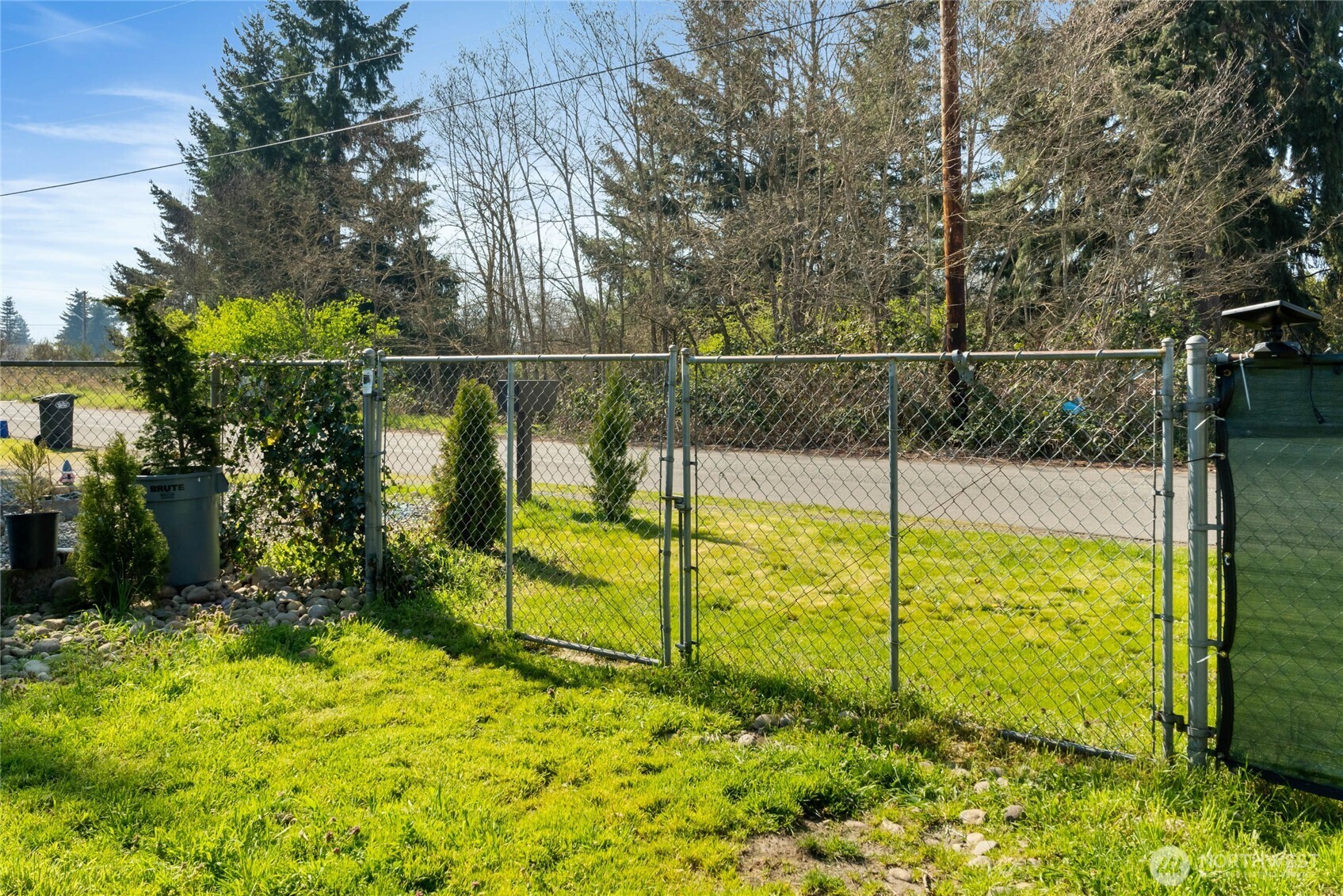 515 Van Trump Avenue NW, Yelm, WA 98597