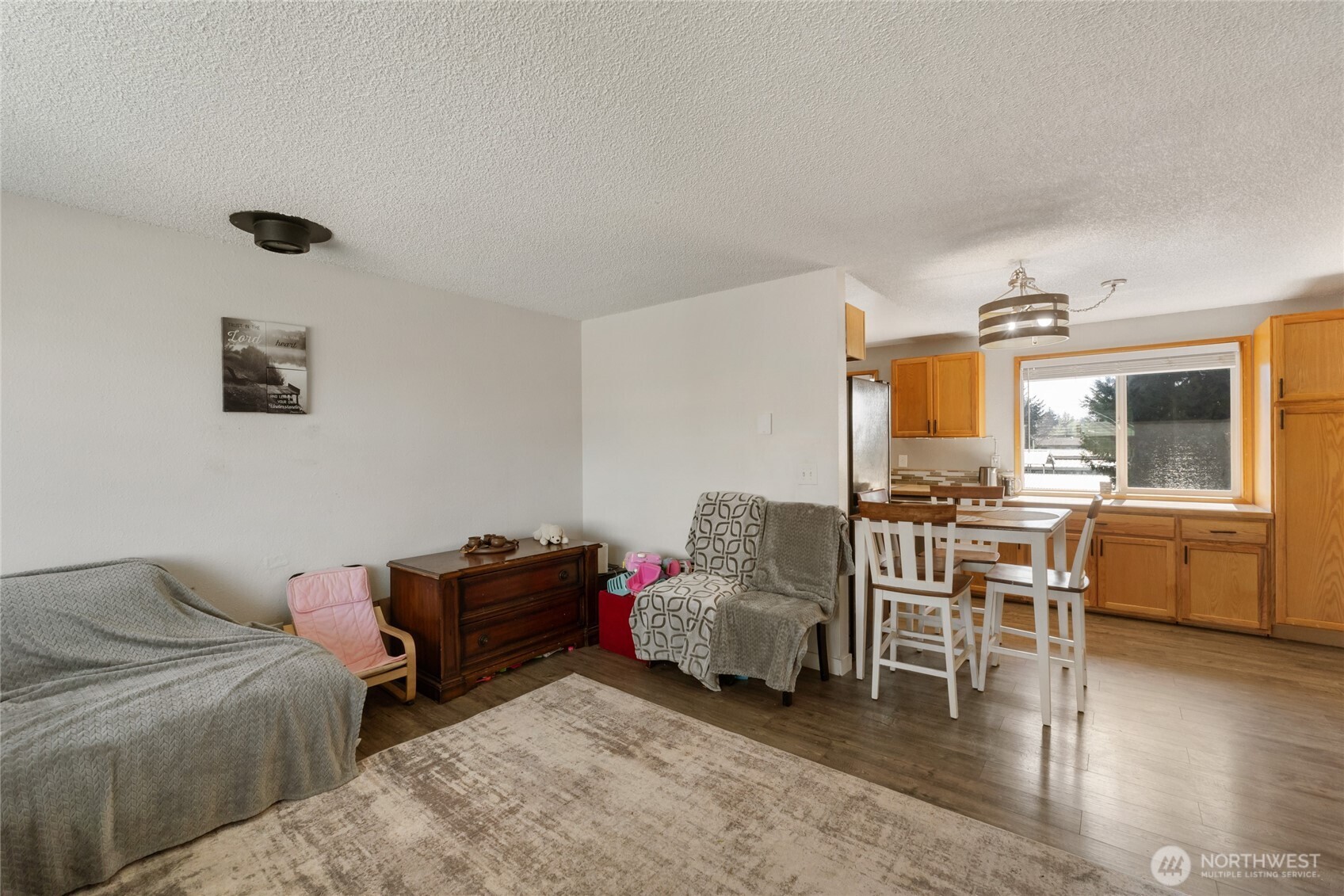 515 Van Trump Avenue NW, Yelm, WA 98597