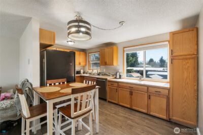 515 Van Trump Avenue NW, Yelm, WA 98597 - Photo 8