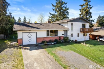 513 Harrington Avenue NE, Renton, WA 98056 - Photo 2