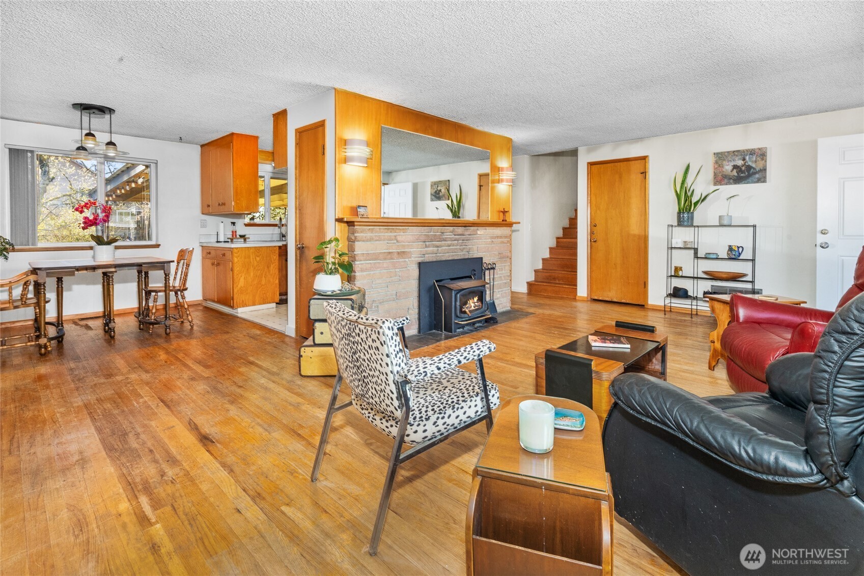 513 Harrington Avenue NE, Renton, WA 98056