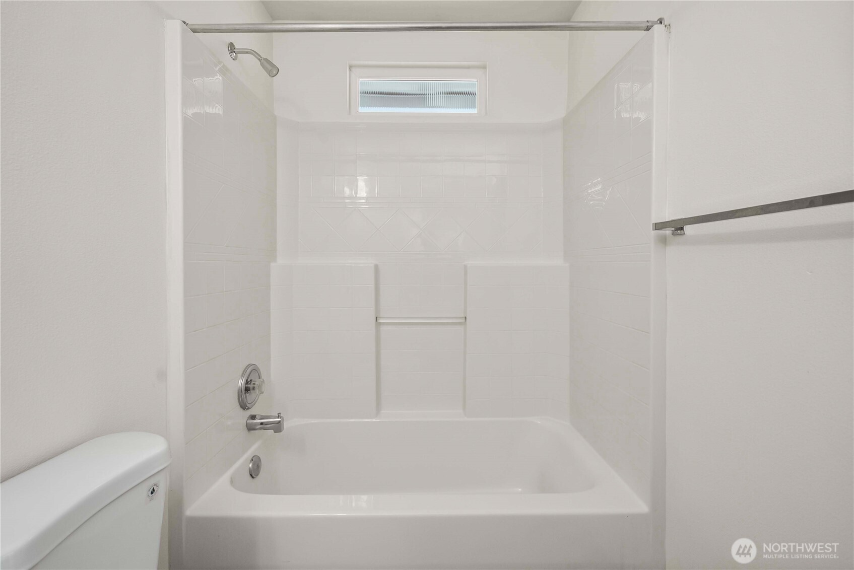11236 3rd Avenue E, Tacoma, WA 98445-7727