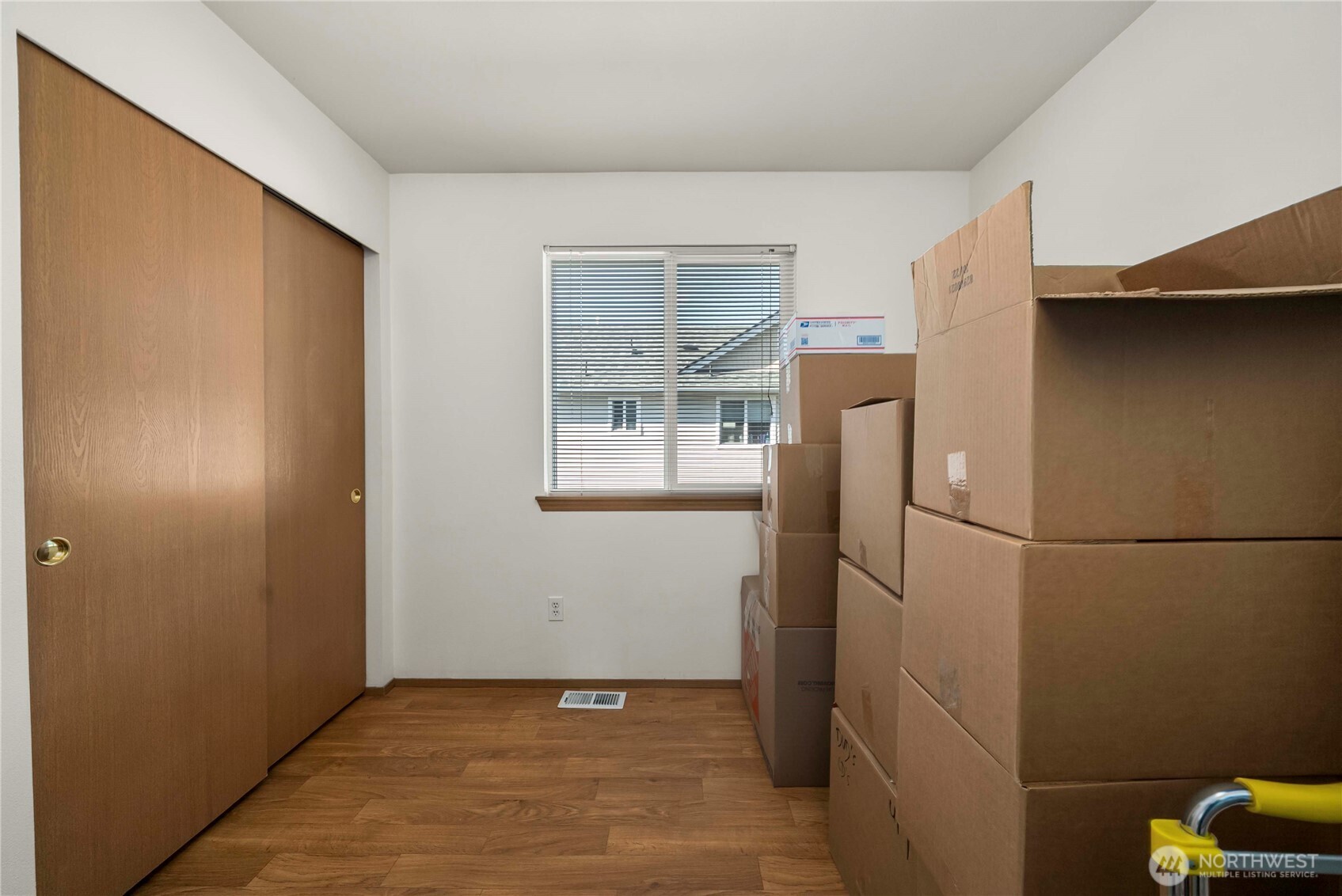 11236 3rd Avenue E, Tacoma, WA 98445-7727