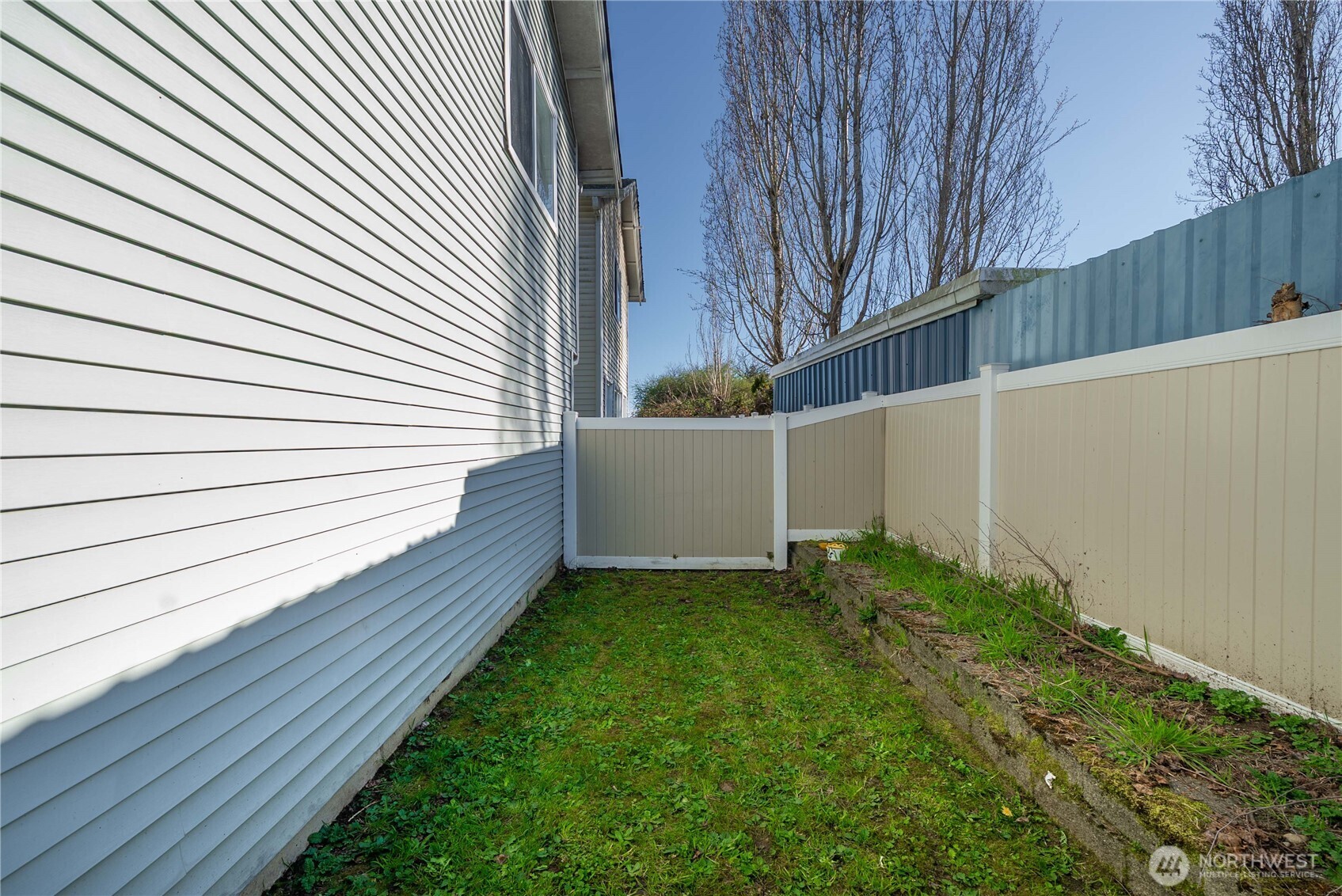 11236 3rd Avenue E, Tacoma, WA 98445-7727