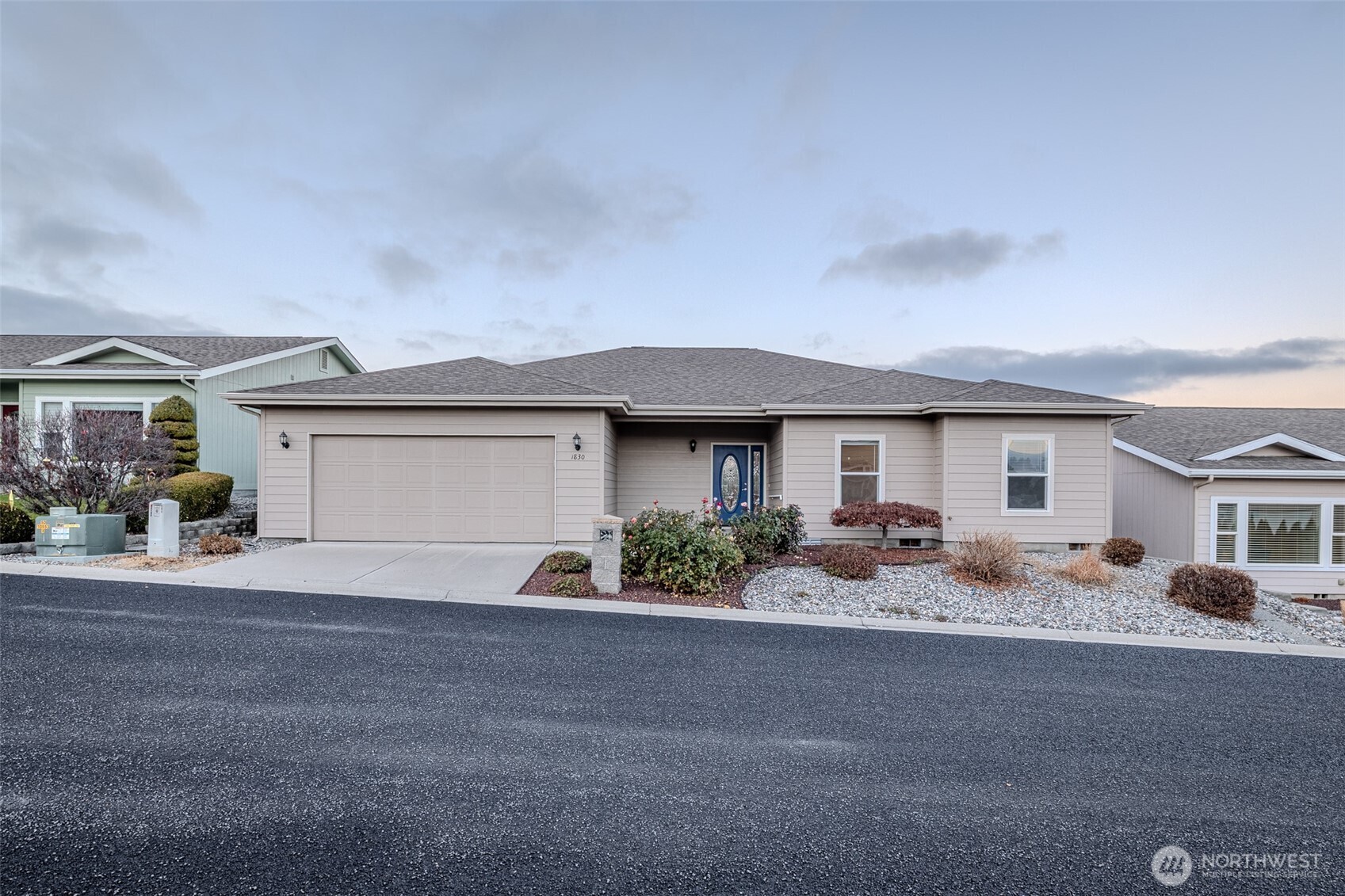 1830 Heritage Drive , Wenatchee, WA 98801-8204