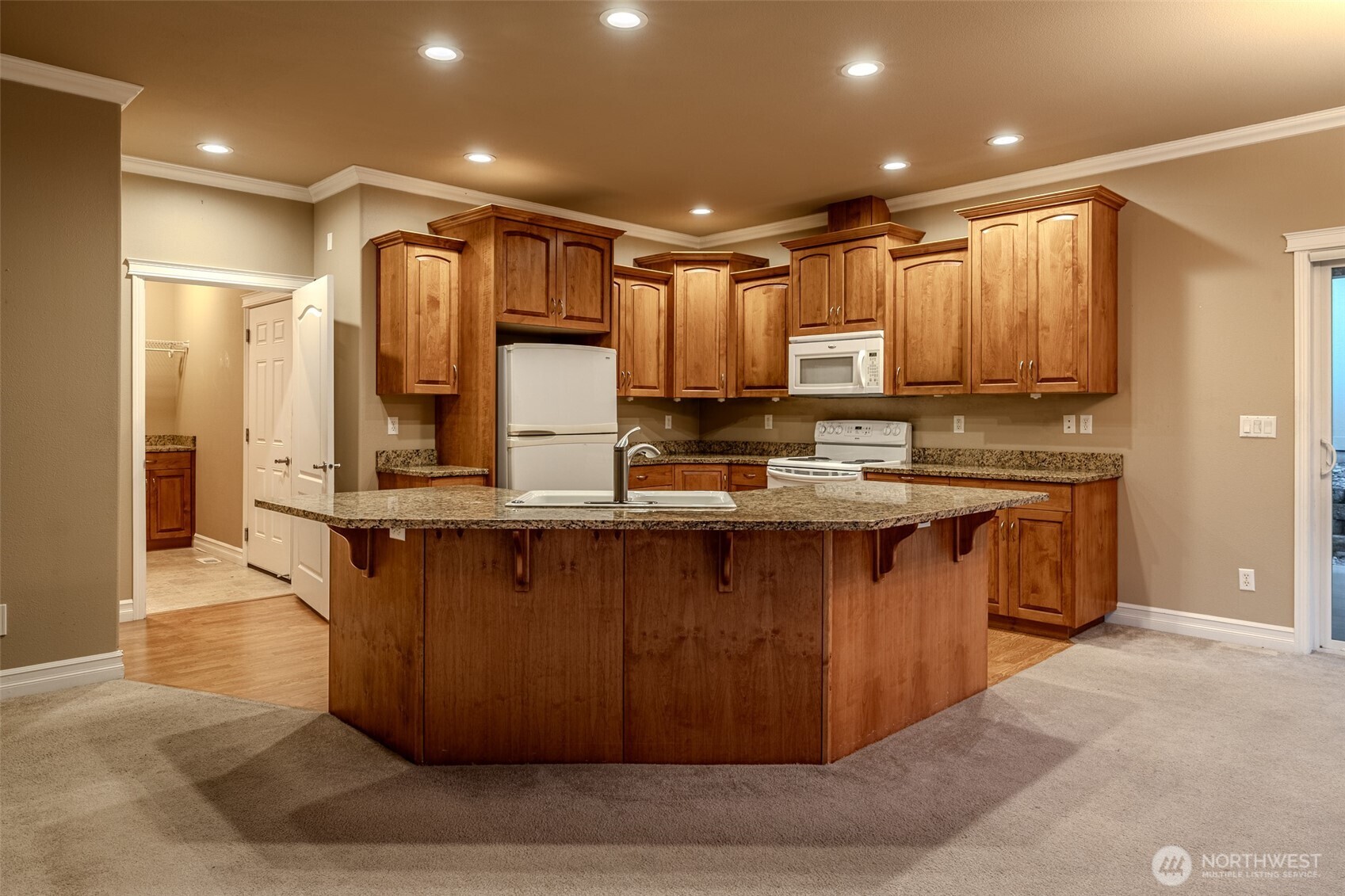 1830 Heritage Drive , Wenatchee, WA 98801-8204