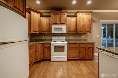 1830 Heritage Drive , Wenatchee, WA 98801-8204 - Photo 13