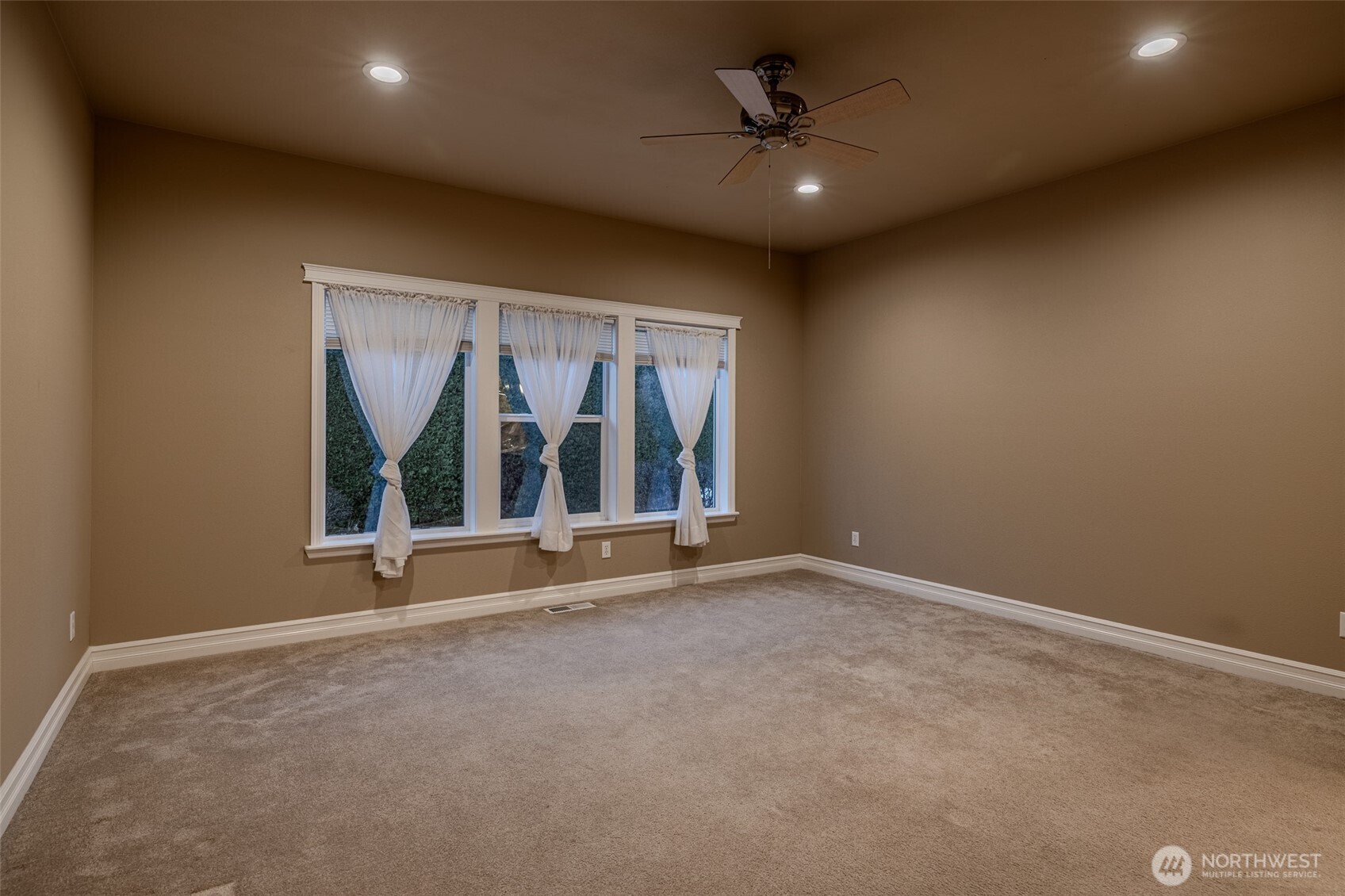 1830 Heritage Drive , Wenatchee, WA 98801-8204