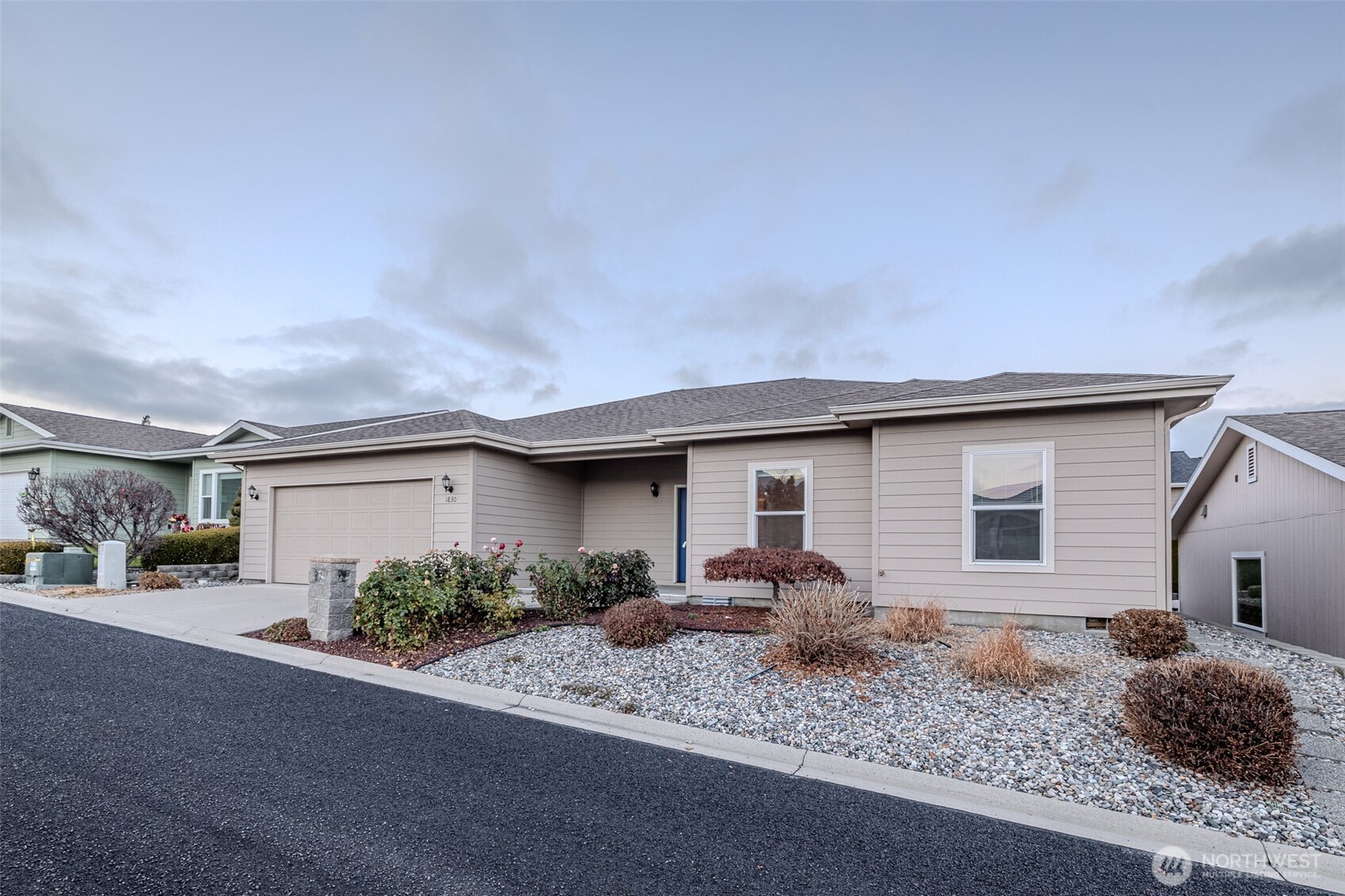 1830 Heritage Drive , Wenatchee, WA 98801-8204