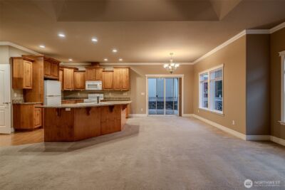 1830 Heritage Drive , Wenatchee, WA 98801-8204 - Photo 8