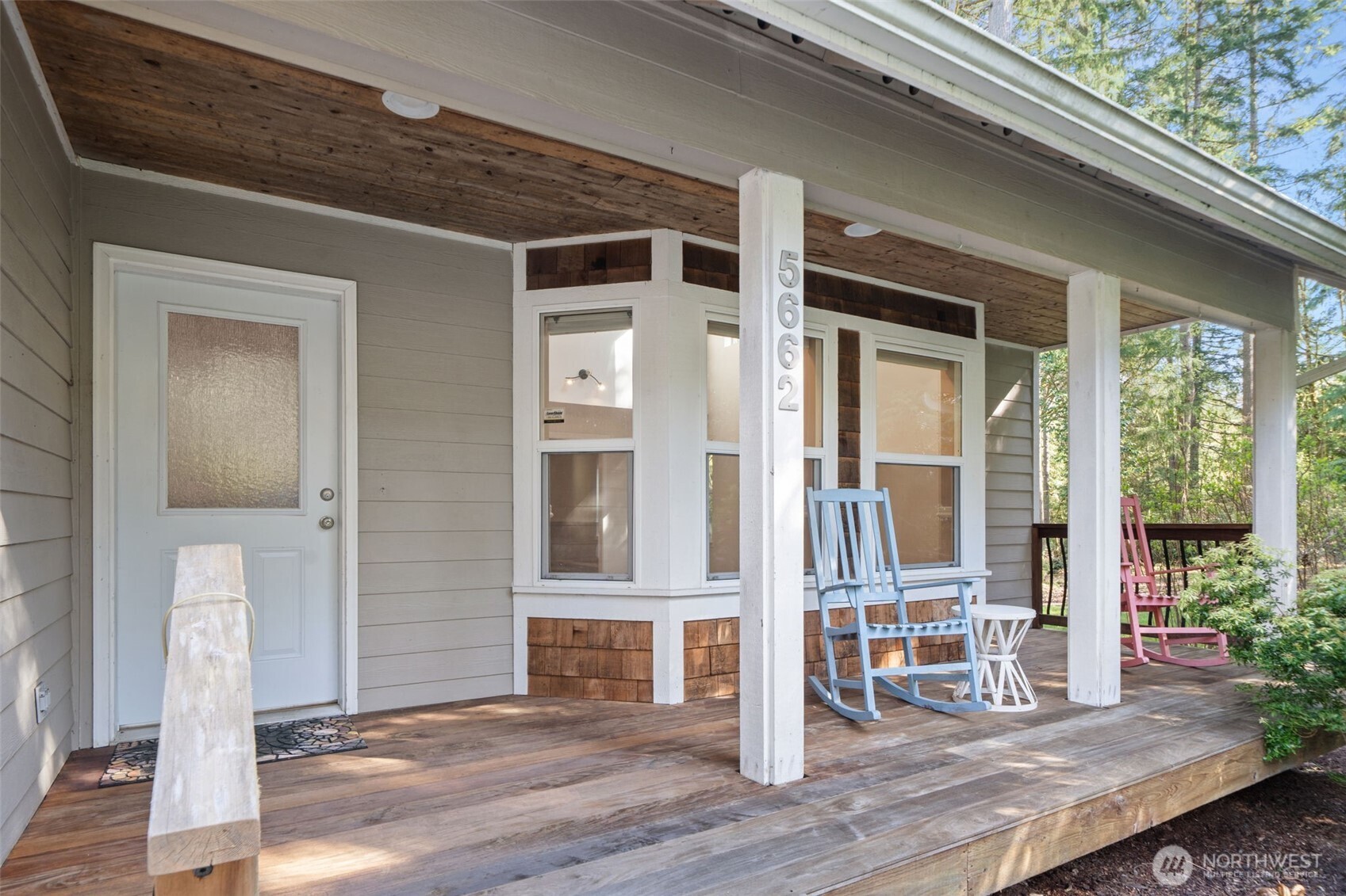 5662 Hicks Ave NE, Bremerton, WA 98311