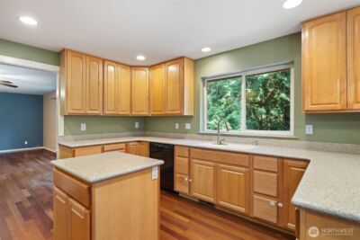 5662 Hicks Ave NE, Bremerton, WA 98311 - Photo 9