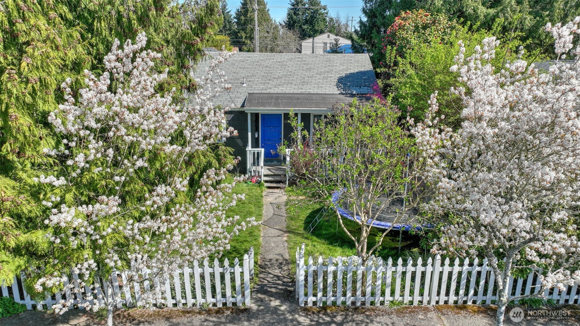 8650 10th Avenue SW, Seattle, WA 98106