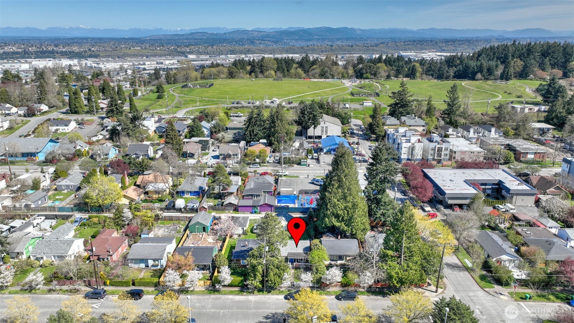 8650 10th Avenue SW, Seattle, WA 98106