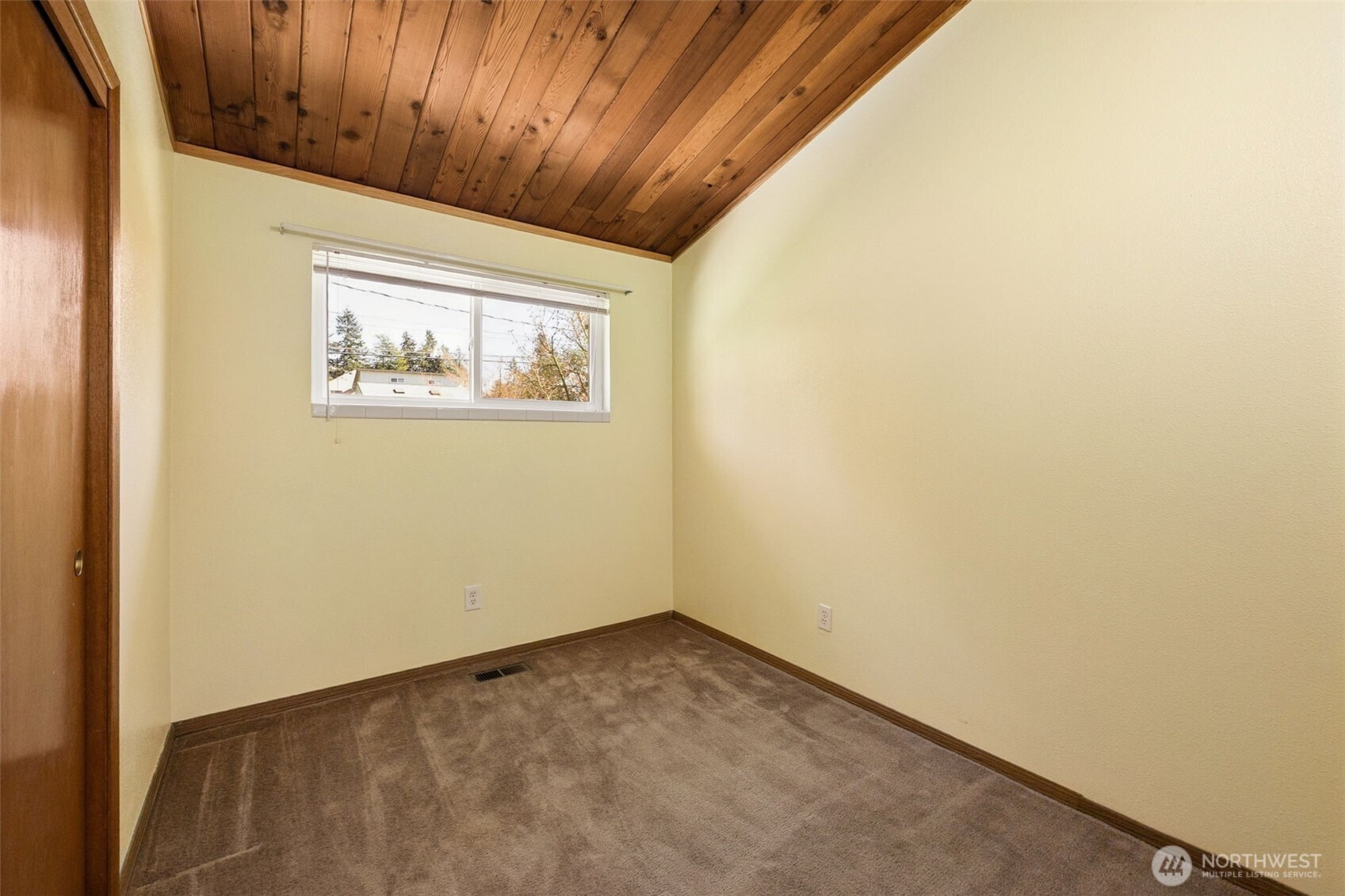 12502 Bingham Avenue E, Tacoma, WA 98446