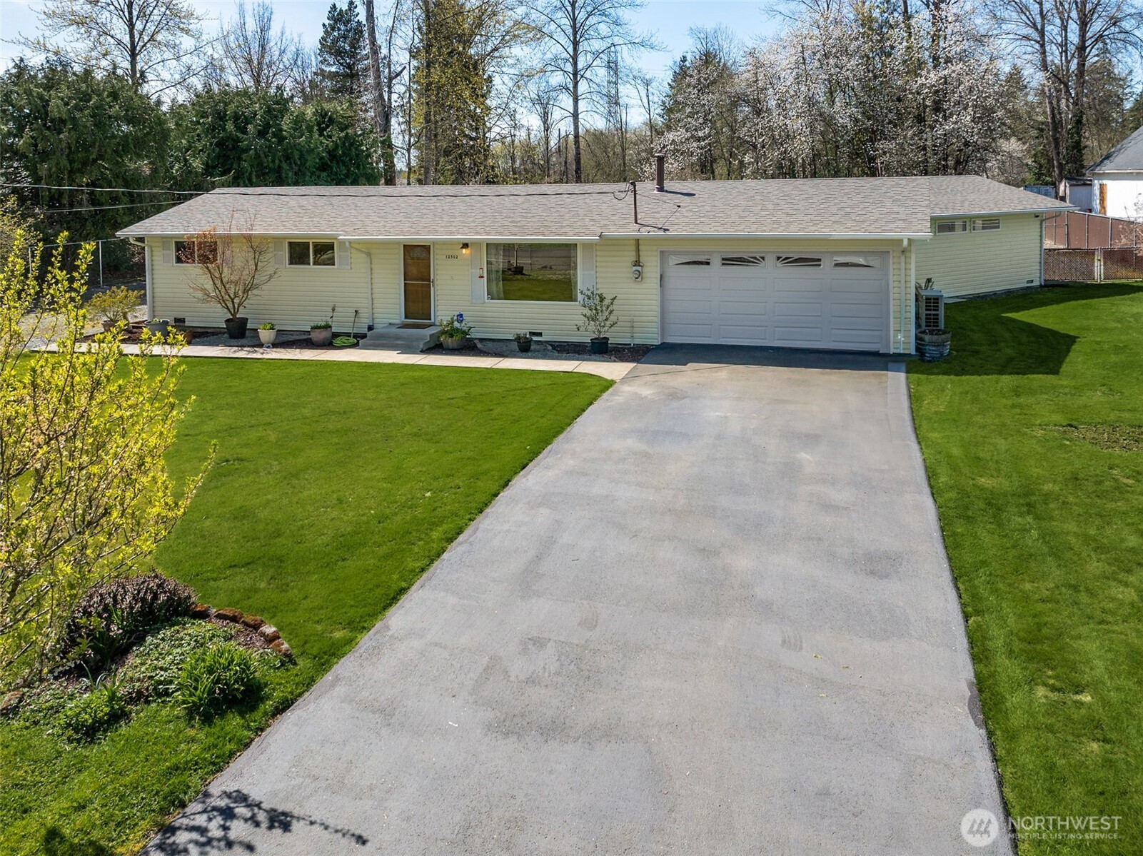 12502 Bingham Avenue E, Tacoma, WA 98446