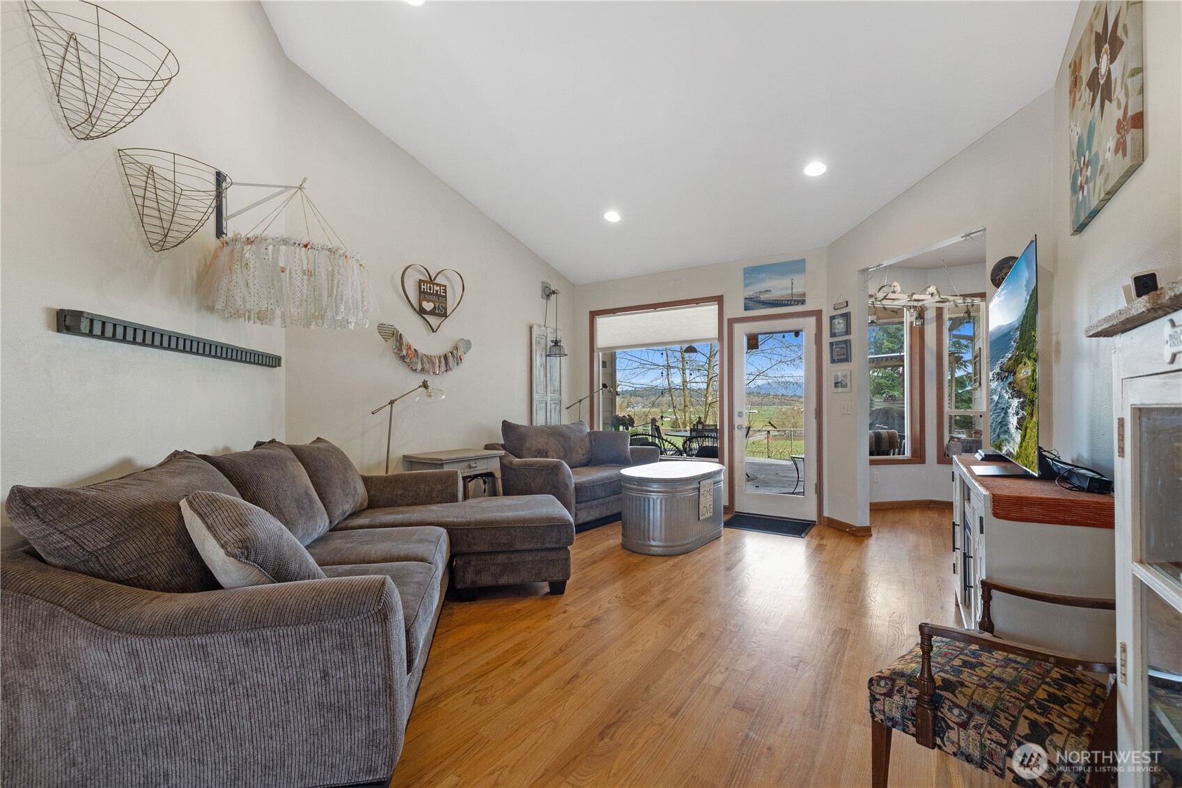 513 212th Street NW, Arlington, WA 98223